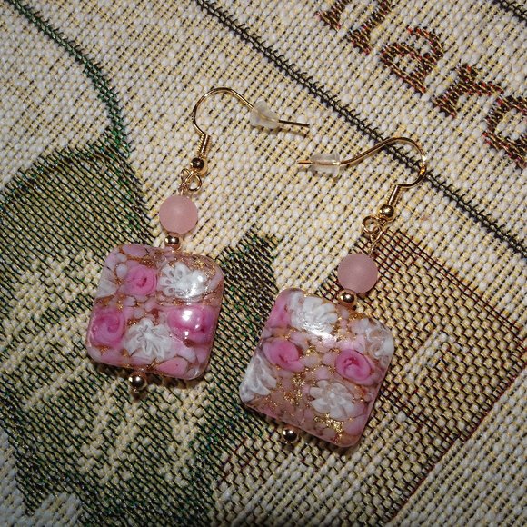 Handmade Murano millefiori lace and roses earrings - Picture 4 of 5